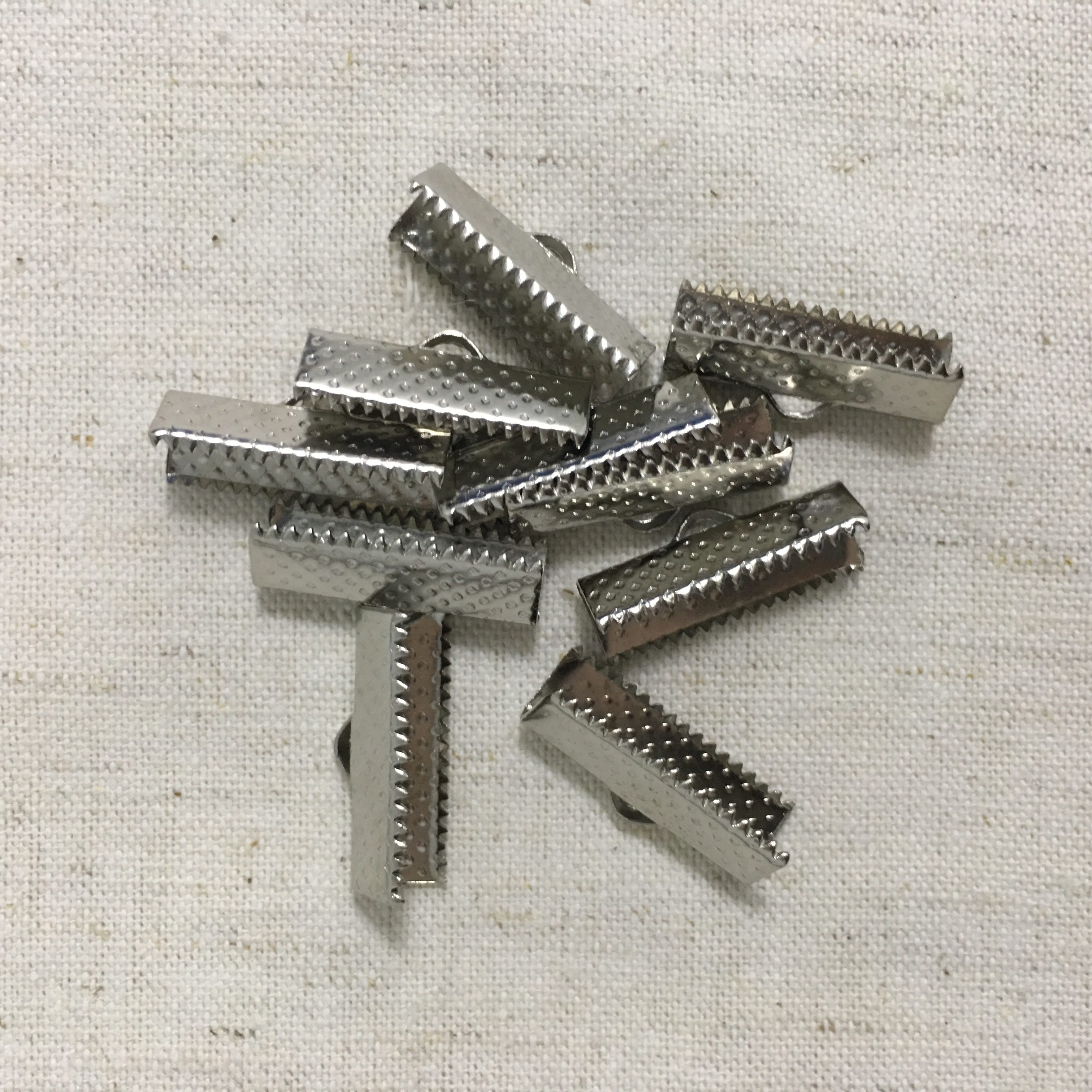 Ribbon Clasp Silver Large